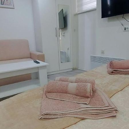 Zeleni Venac Studio & Apartment Beograd Ngoại thất bức ảnh