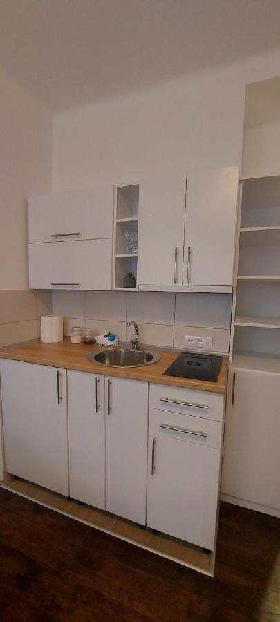 Zeleni Venac Studio & Apartment Beograd Ngoại thất bức ảnh