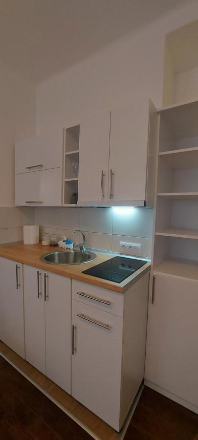 Zeleni Venac Studio & Apartment Beograd Ngoại thất bức ảnh
