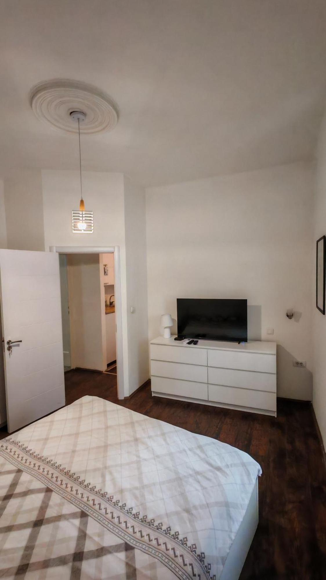 Zeleni Venac Studio & Apartment Beograd Ngoại thất bức ảnh